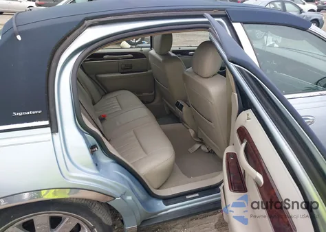 2007 Lincoln Town Car Signature из США, поврежденный, VIN 1LNHM81V77Y612042